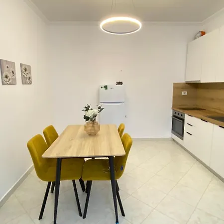 Apartment Ina Apartament *