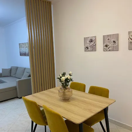 Apartment Ina Apartament Golem (Tirana)